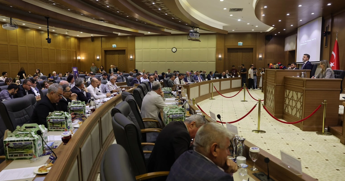 Bursa buyuksehir meclisinden stratejik kararlar mahalle afet konteynerleri ilcelere devredildi CHg6xHy3