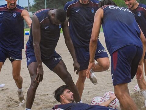 Kumda baslayan trabzonspor idmani denizde bitti 6dhZx8eI